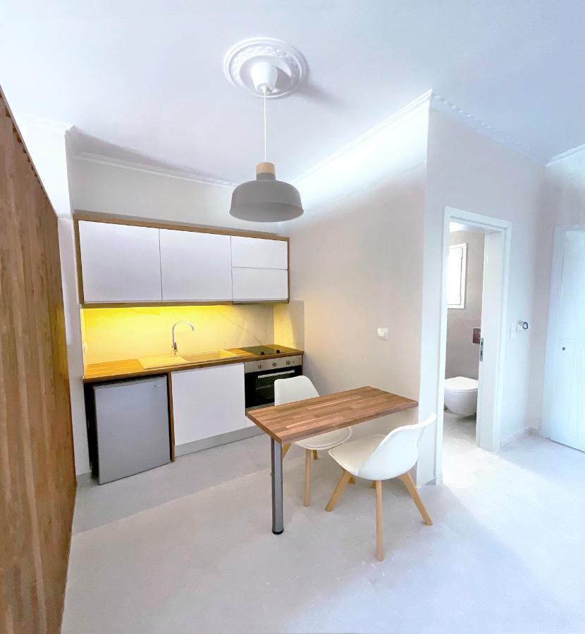 Apartment Beachfront 2-bed Luxury - Agios Gordios, Corfu, Greece *