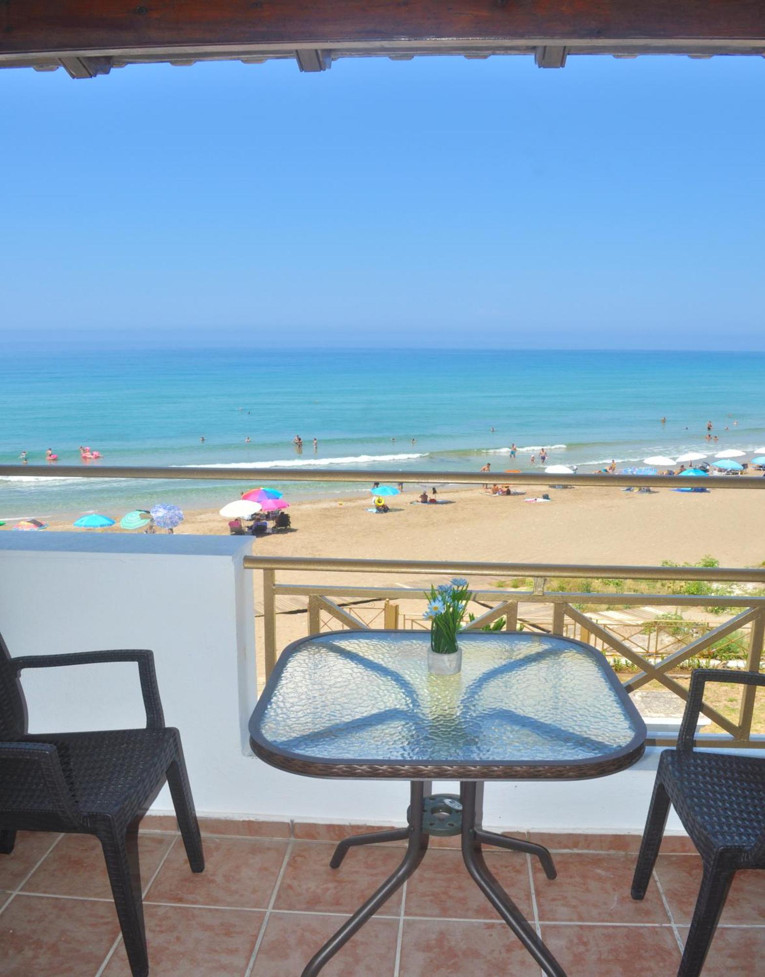 Beachfront 2-bed Luxury - Agios Gordios, Corfu, Greece Agios Gordios (Corfu)